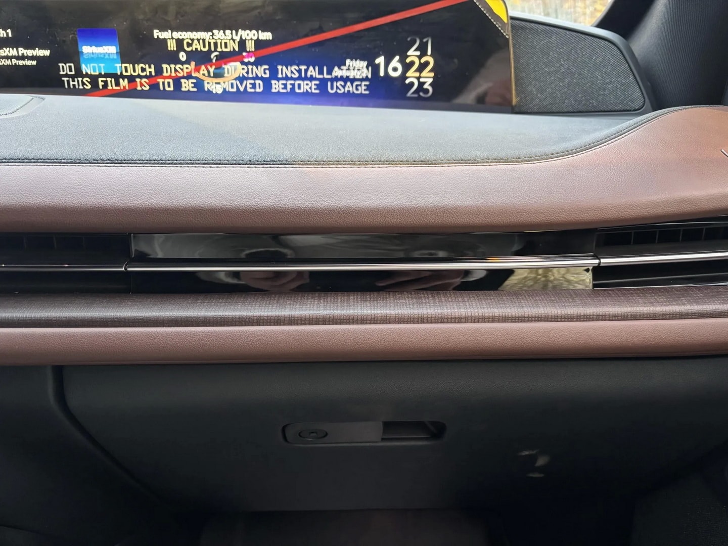 Armored 2025 Lincoln Navigator L (9)